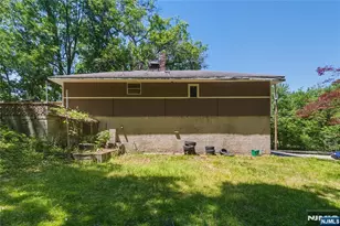 344 Union Ave, Bloomingdale, NJ 07403 - Photo 30
