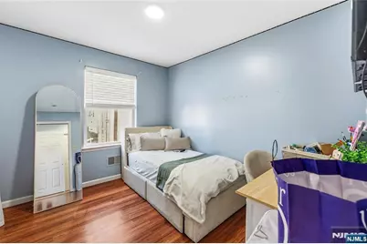 56 Vincent Street, Newark, NJ 07105 - Photo 8