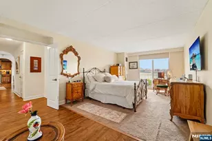 1077 River Road 903, Edgewater, NJ 07020 - Photo 22