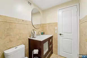 1077 River Road 903, Edgewater, NJ 07020 - Photo 18