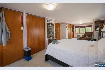 804 Saddle River Road, Saddle Brook Township, NJ 07663 - Photo 14