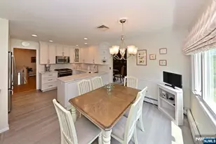 102 Lisa Ct, Wyckoff Township, NJ 07481 - Photo 8