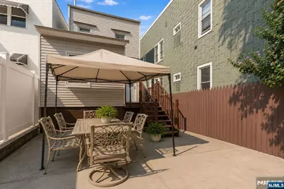 86 Clendenny Avenue, Jersey City, NJ 07304 - Photo 20
