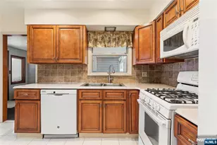 60 White Oak Rd, Parsippany, NJ 07054 - Photo 4