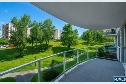1 Claridge Drive 114 #114, Verona, NJ 07044 - Photo 14