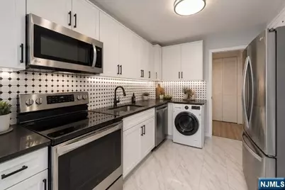 1 Claridge Drive 114 #114, Verona, NJ 07044 - Photo 6