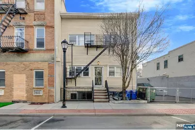 513 11th Street, Union City, NJ 07087 - Photo 2