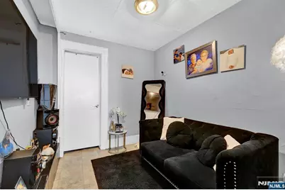 513 11th Street, Union City, NJ 07087 - Photo 10