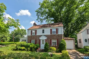 2 Allen Pl, Fair Lawn, NJ 07410 - Photo 2