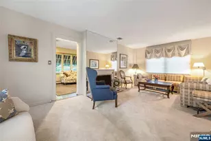 2 Allen Pl, Fair Lawn, NJ 07410 - Photo 4