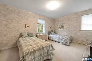 2 Allen Pl, Fair Lawn, NJ 07410 - Photo 16