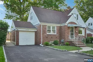 13-38 Hedman Pl, Fair Lawn, NJ 07410 - Photo 4