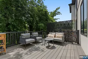 2038 Hoefleys Ln A, Fort Lee, NJ 07024 - Photo 18