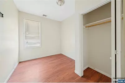 48 Seymour Avenue, Newark, NJ 07108 - Photo 34