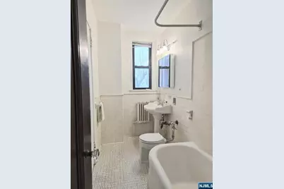 363-377 Mount Prospect 1B #1B, Newark, NJ 07104 - Photo 20
