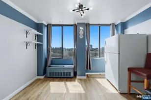 300 Winston Dr C0518, Cliffside Park, NJ 07010 - Photo 10