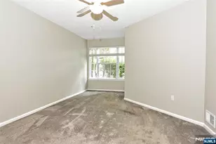 1099 Devon Ct 1099, Mahwah, NJ 07430 - Photo 14