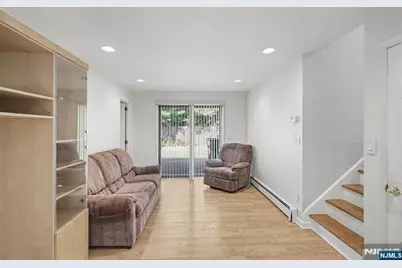 151 Broadview Terrace, Paramus, NJ 07652 - Photo 8