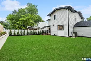 110 Maple St, Dumont, NJ 07628 - Photo 16
