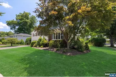753 Village Road, Oradell, NJ 07649 - Photo 4