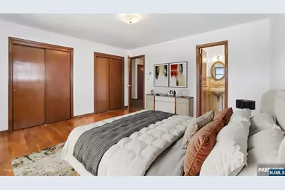 355 Chestnut Avenue, South Hackensack Township, NJ 07606 - Photo 6