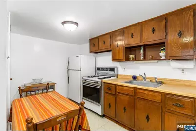 352 Wilson Avenue, Lyndhurst Township, NJ 07071 - Photo 22
