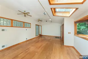 77 E Lake Dr, Wayne, NJ 07470 - Photo 10