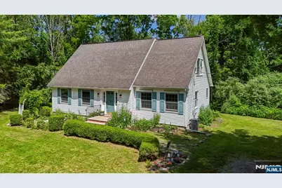 138 River View Way, Montague, NJ 07827 - Photo 1