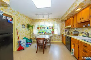 5 Brookwood Dr, West Caldwell, NJ 07006 - Photo 10