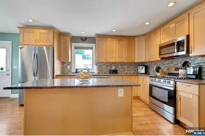 59 Mitchell Avenue, Totowa, NJ 07512 - Photo 10