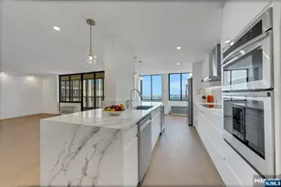 200 Winston 1912, Cliffside Park, NJ 07010 - Photo 8