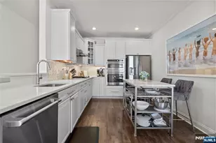 109 Sequoia Dr, Cedar Grove, NJ 07009 - Photo 10