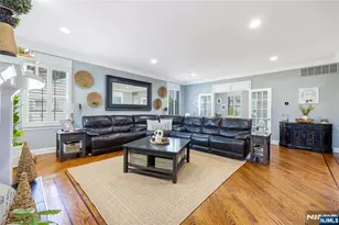 8 Ferndale Pl, Pequannock Township, NJ 07444 - Photo 10