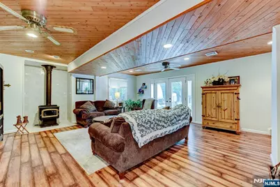 52 Ashburn Road, Wayne, NJ 07470 - Photo 16