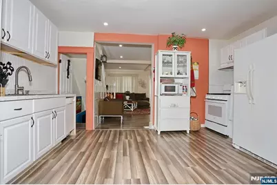 150 Pleasant, Englewood, NJ 07631 - Photo 10