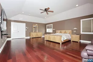 39 Burton Ave, Hasbrouck Heights, NJ 07604 - Photo 28
