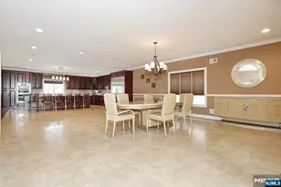 39 Burton Ave, Hasbrouck Heights, NJ 07604 - Photo 10