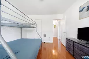 120 Johnson Ave, Bergenfield, NJ 07621 - Photo 16