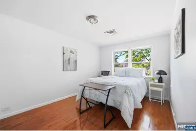 120 Johnson Avenue, Bergenfield, NJ 07621 - Photo 18