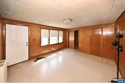 15-11 Parmelee Avenue, Fair Lawn, NJ 07410 - Photo 22