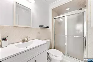 57 Reilly Ct, Hackensack, NJ 07601 - Photo 24