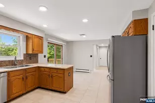 10 Tice Rd, West Milford, NJ 07421 - Photo 12
