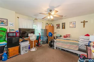 56 Garden, Woodland Park, NJ 07424 - Photo 32