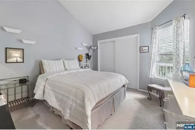 20 Sage Court, Bedminster Township, NJ 07921 - Photo 12