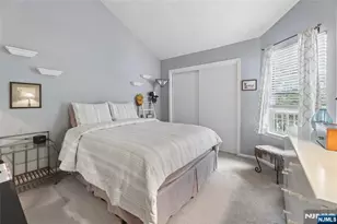 20 Sage Ct, Bedminster Township, NJ 07921 - Photo 12