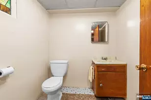 23 Inman Pl, North Arlington, NJ 07031 - Photo 20