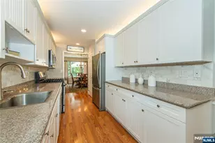 46 Village Dr 103, Montville Township, NJ 07045 - Photo 12