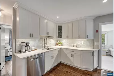 291 Midvale Street, Ridgewood, NJ 07450 - Photo 10
