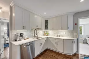 291 Midvale St, Ridgewood, NJ 07450 - Photo 10