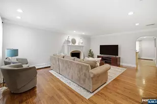 23 Trinity Pl, Hillsdale, NJ 07642 - Photo 8